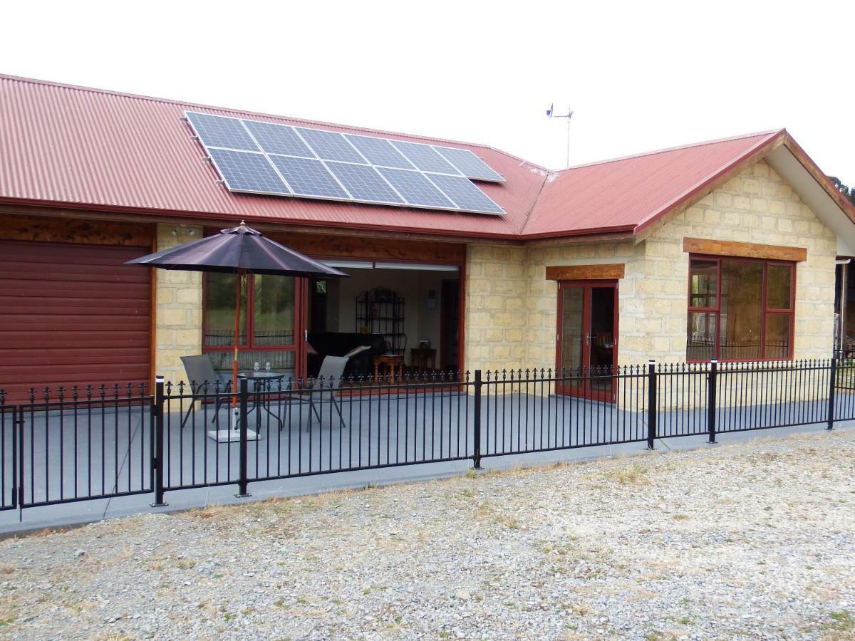 Mahana Farm Cottage المظهر الخارجي الصورة